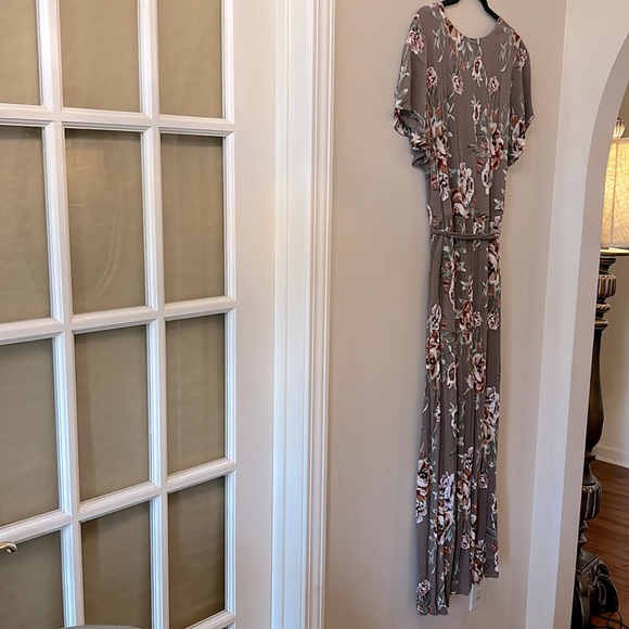 Floral Maxi Dress - Picture 8 of 9